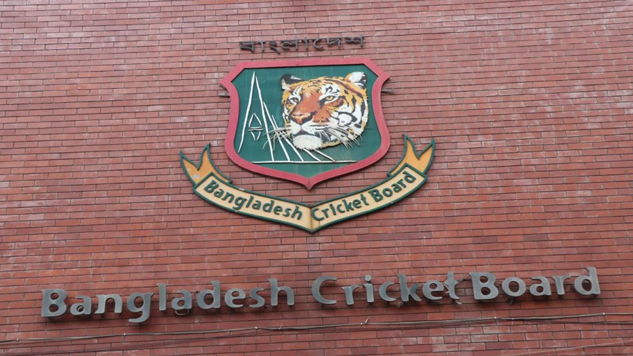 জুনে ক্রিকেট বোর্ডের নির্বাচন