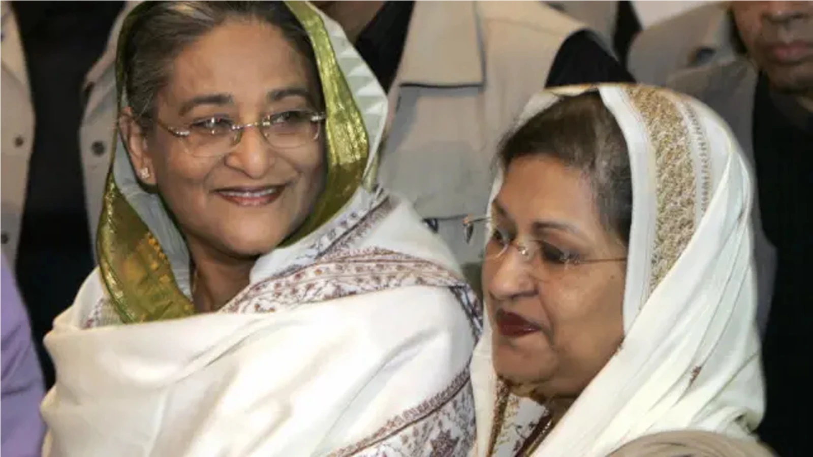 হাসিনা-রেহানার বিরুদ্ধে ব্যাংকের সিএসআর ফান্ডের ২৭৬ কোটি টাকা আত্মসাতের মামলা