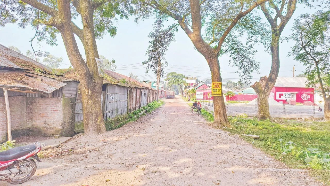 সম্ভাবনার শিল্পনগরীতে স্থবিরতা