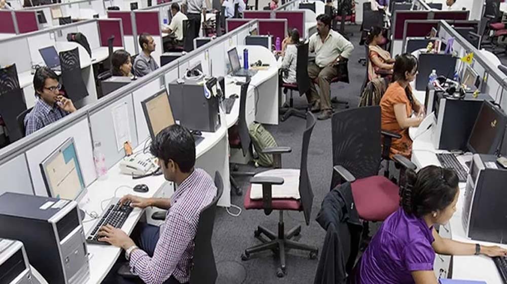 মঙ্গলবার খুলছে অফিস-আদালত ও ব্যাংক