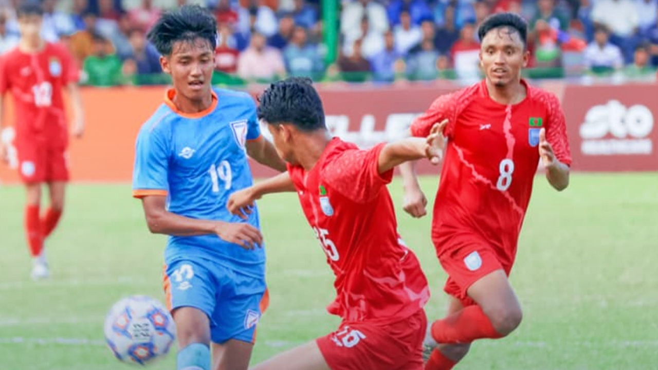 ভারতের সঙ্গে ড্র করে সেমিতে বাংলাদেশ