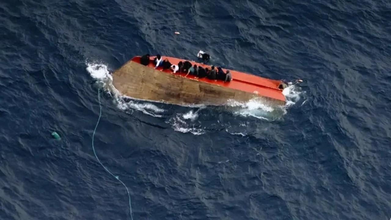 ভূমধ্যসাগরে নৌকাডুবি: বাংলাদেশিসহ উদ্ধার ৩২, নিখোঁজ ৭০