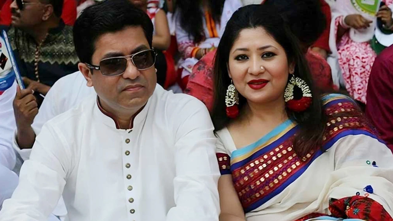 তাপস ও তার স্ত্রীর ক্রেডিট কার্ড ব্লক রাখার আদেশ