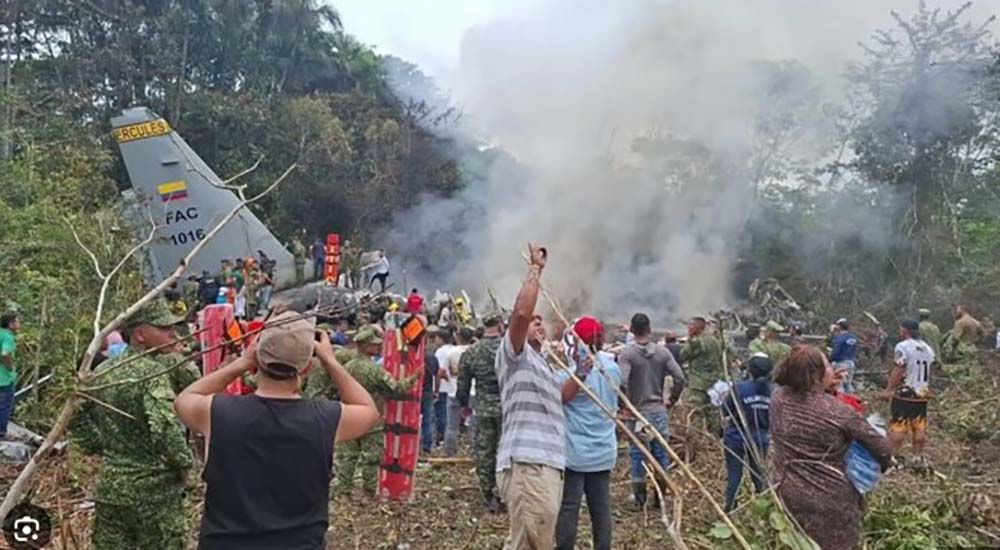 কলম্বিয়ার সামরিক বিমান বিধ্বস্তের ঘটনায় নিহত বেড়ে ৬৬
