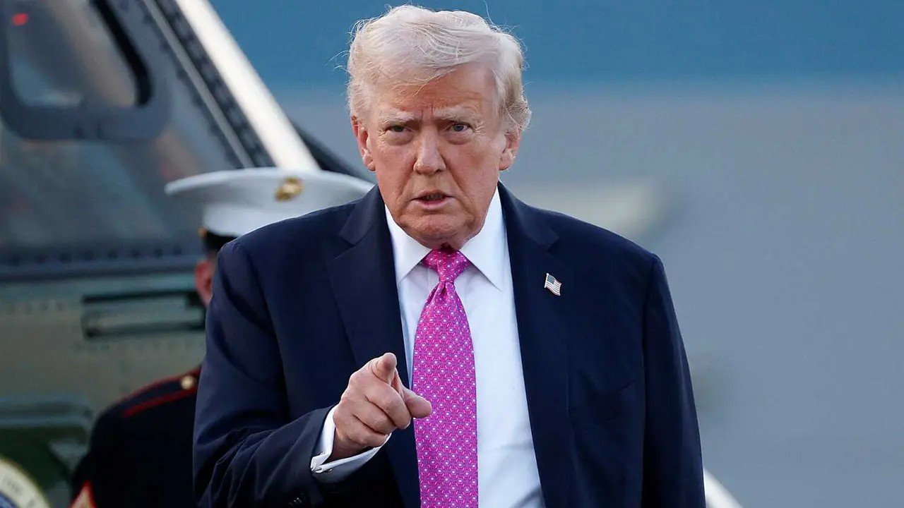 যুদ্ধবিরতির মেয়াদ শেষে ফের ইরানে হামলার হুঁশিয়ারি ট্রাম্পের