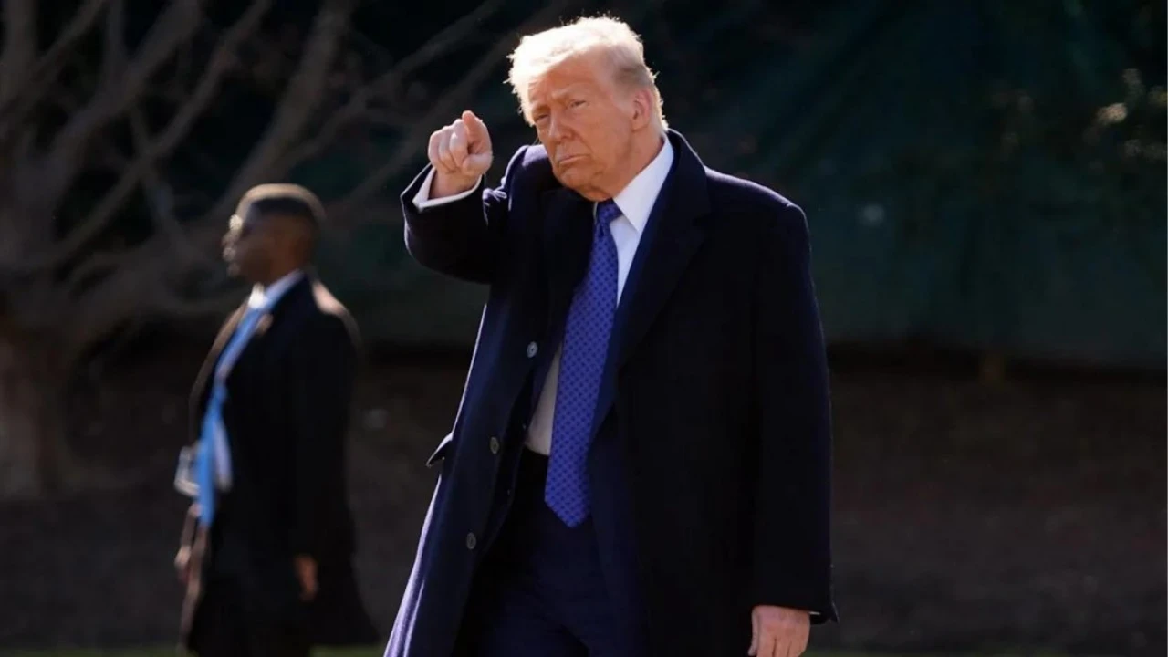 যুদ্ধবিরতির মেয়াদ বাড়িয়ে পিছু হটলেন ট্রাম্প