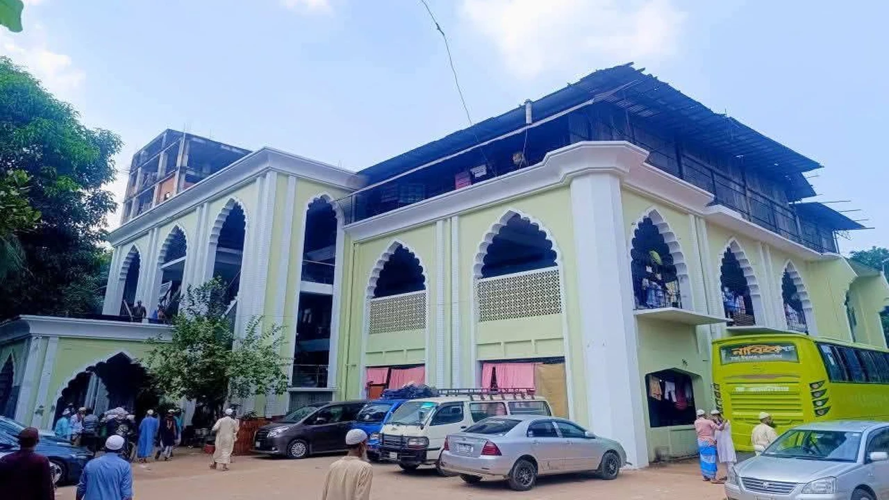 তাবলীগ জামাতের শীর্ষ মুরুব্বী মাওলানা ফারুক সাহেবের ইন্তেকাল