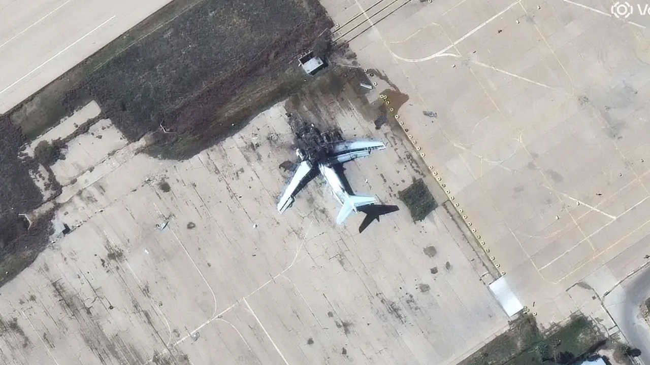 মার্কিন হামলায় ইরানের ত্রাণ সংগ্রহকারী বেসামরিক বিমান বিধ্বস্ত