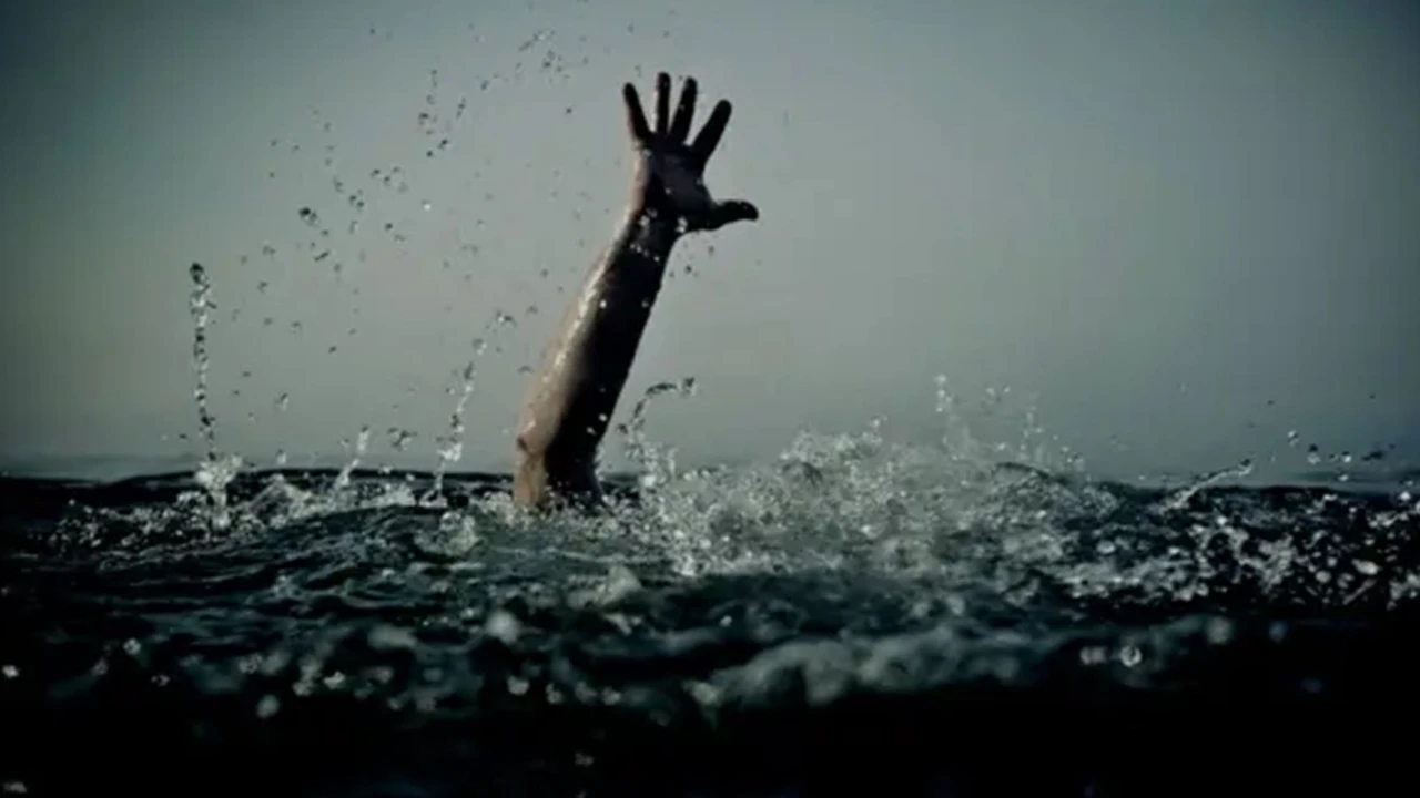 দুই জেলায় পুকুরে ডুবে ২ শিশুর মৃত্যু