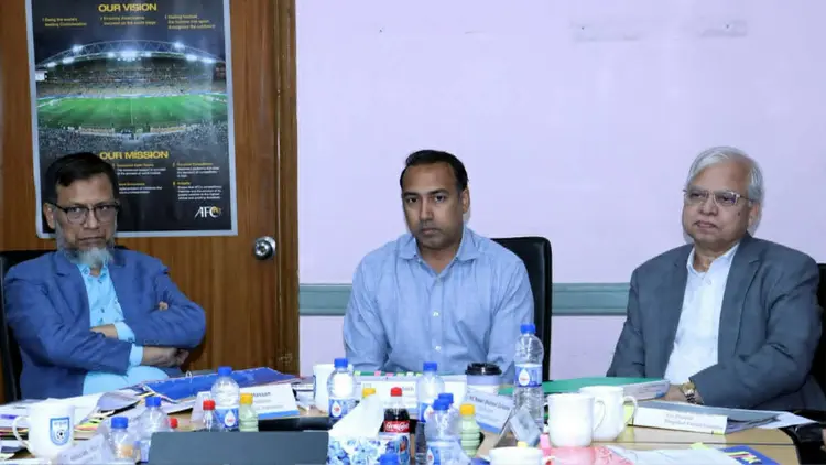 সার্ক কোটা নিয়ে ফুটবলারদের সঙ্গে বৈঠকে বসবে বাফুফে