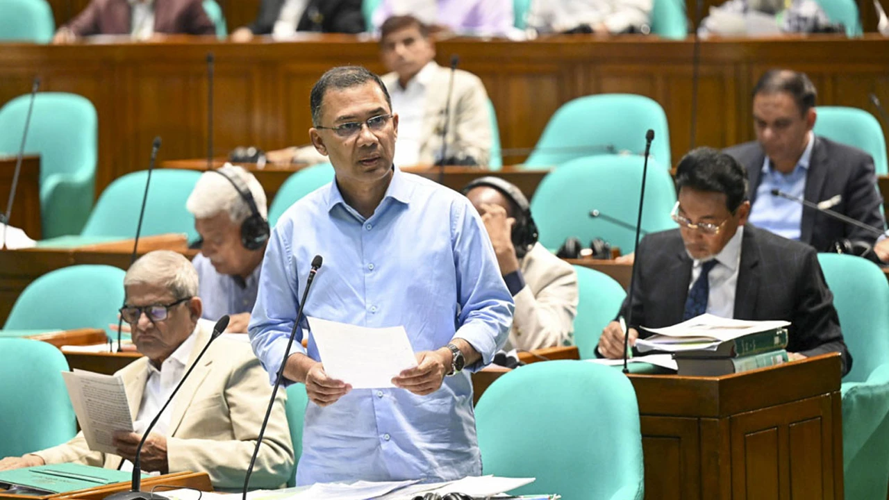 সারাদেশে সারের নতুন ডিলার নিয়োগের আশ্বাস প্রধানমন্ত্রীর