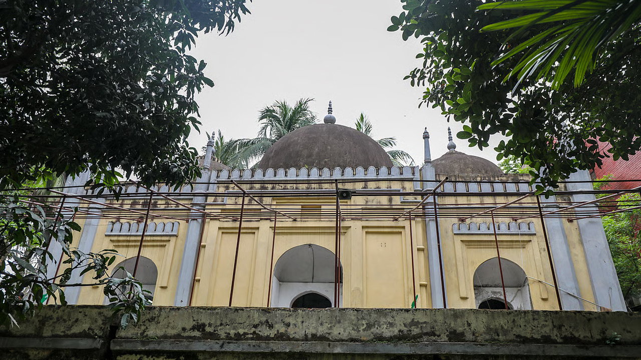 ঢাবির মুসা খান মসজিদ সংস্কারে ৩ কোটি টাকা অনুদান দিচ্ছে যুক্তরাষ্ট্র