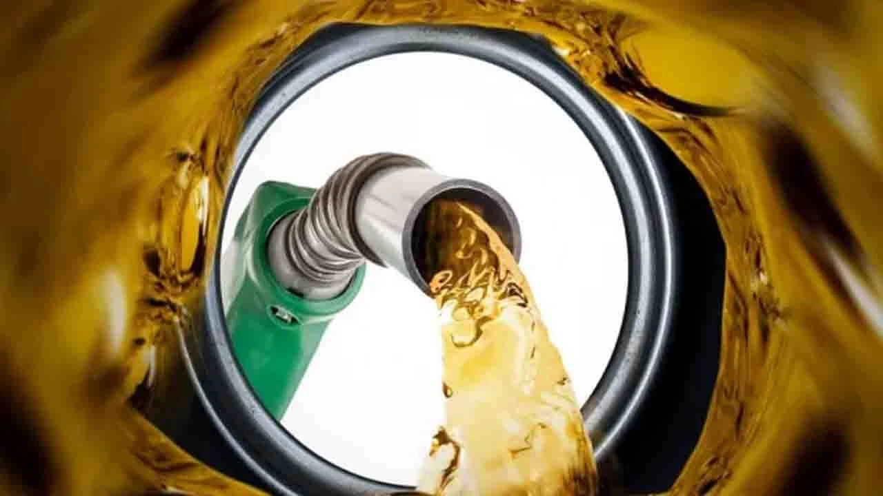 একদিনে ৩০৩ অভিযান, উদ্ধার ৯ হাজার লিটার জ্বালানি